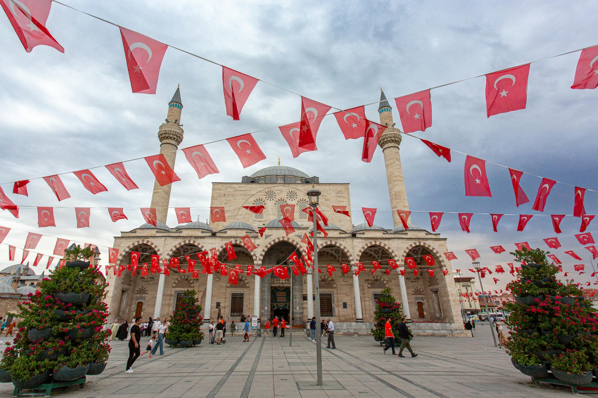 Cum să alegi cel mai bun pachet de date netSIM în funcție de durata sejurului tău